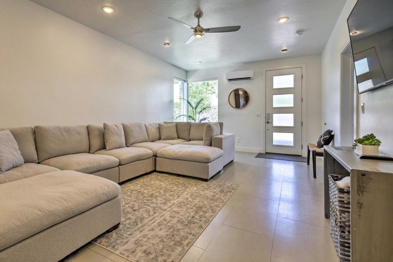 Holiday home Sunny Townhome And Balcony And Pool Access St. George